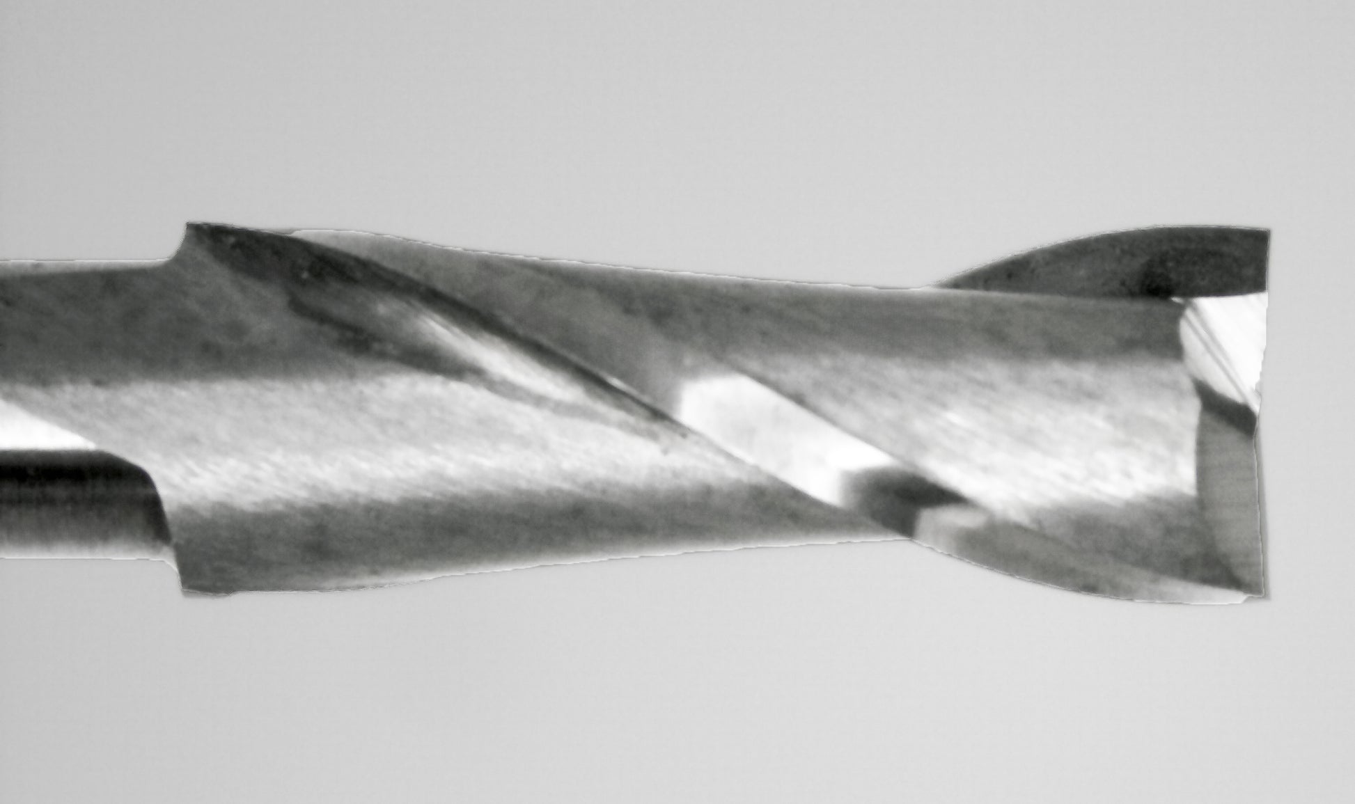 4mm 2 flute end mill cutting edge detail