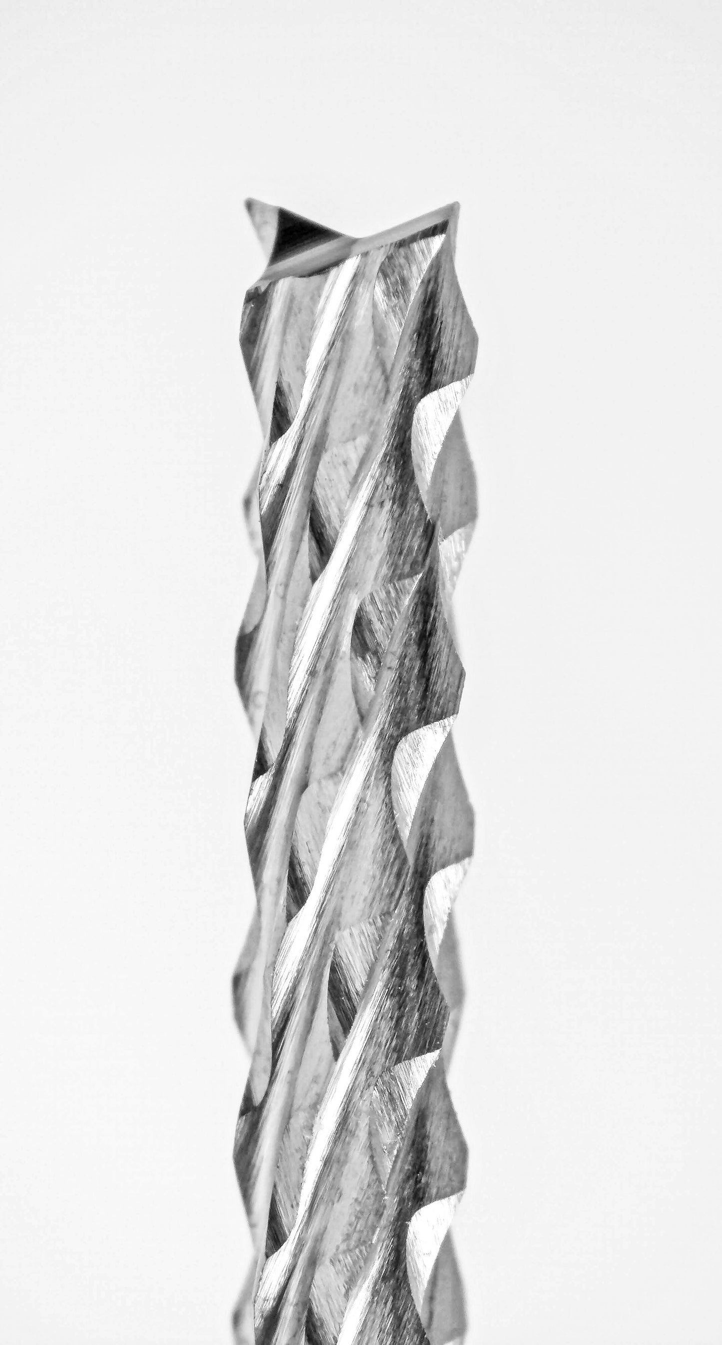 close-up of fish tail tip on 0.050 inch diamond flute carbide router