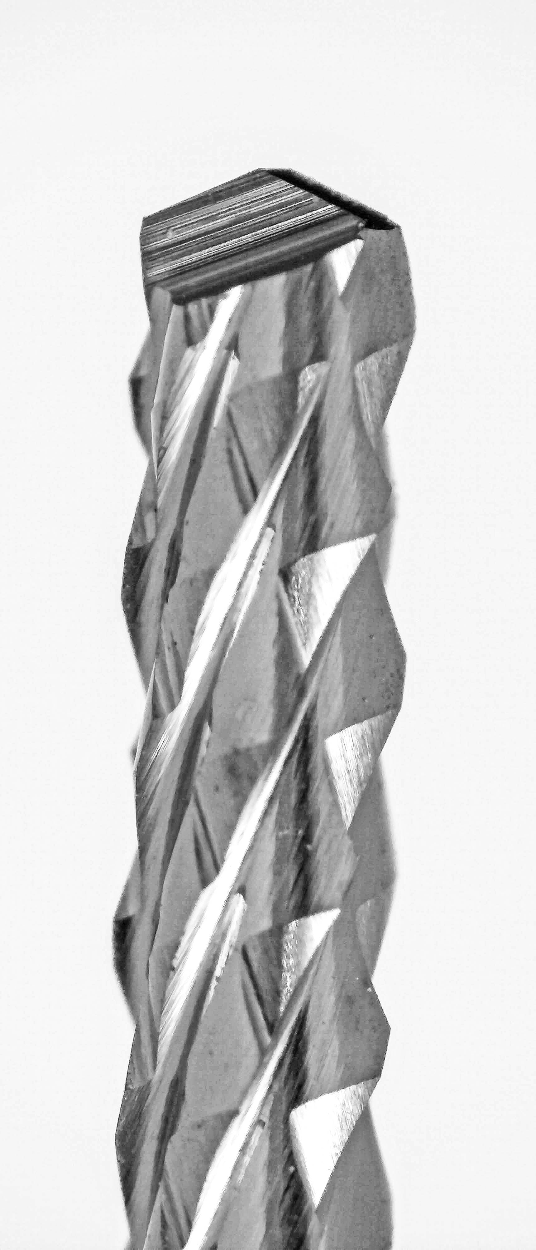 close-up of drill point tip on 1/16 inch diamond flute carbide router