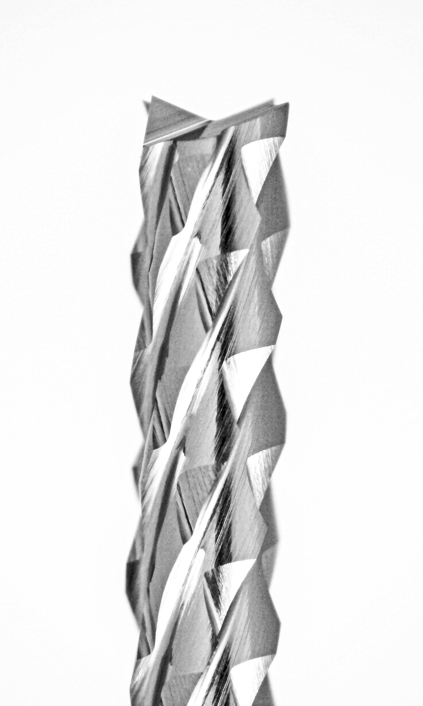 close-up of fish tail tip on 1.40mm diamond flute carbide router