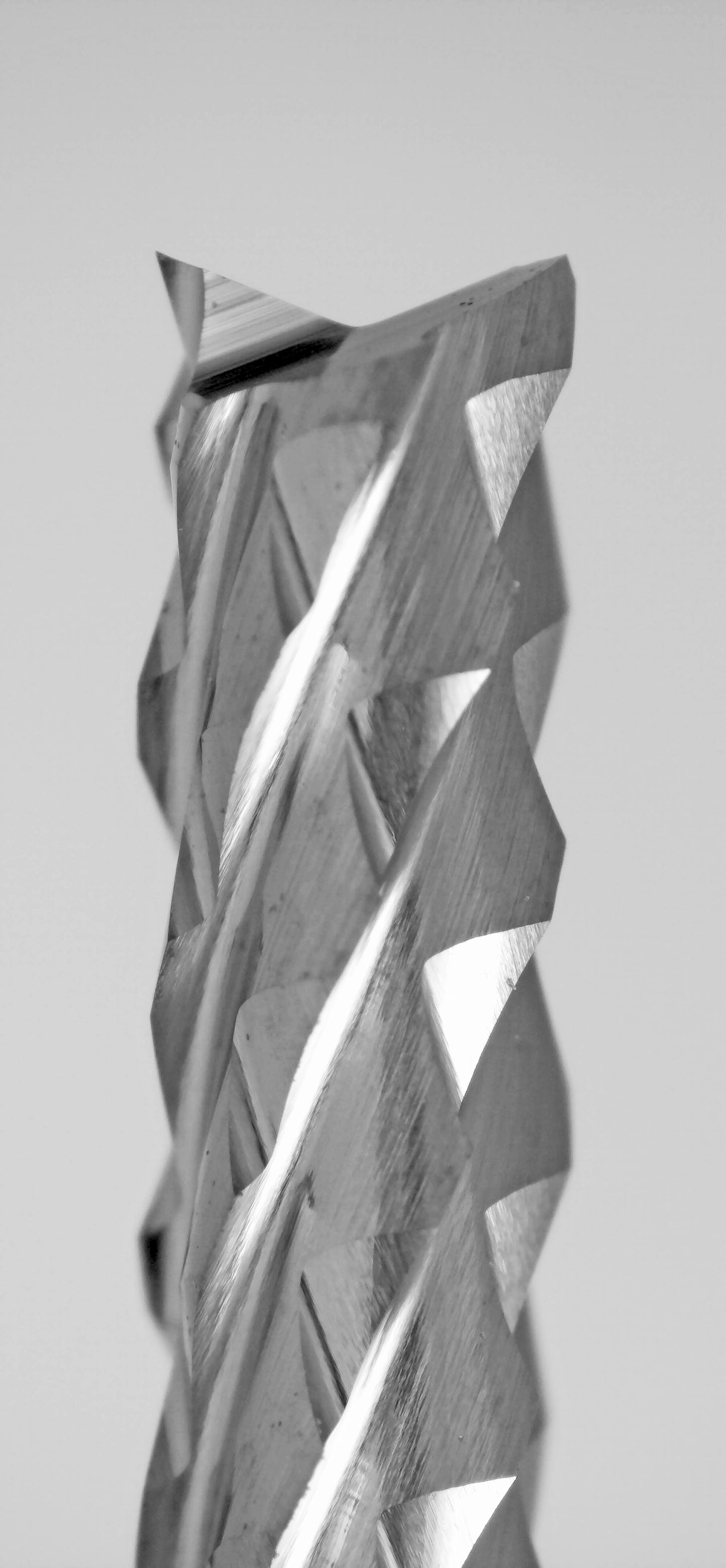 close-up of fish tail tip on 3/32 diamond flute carbide router