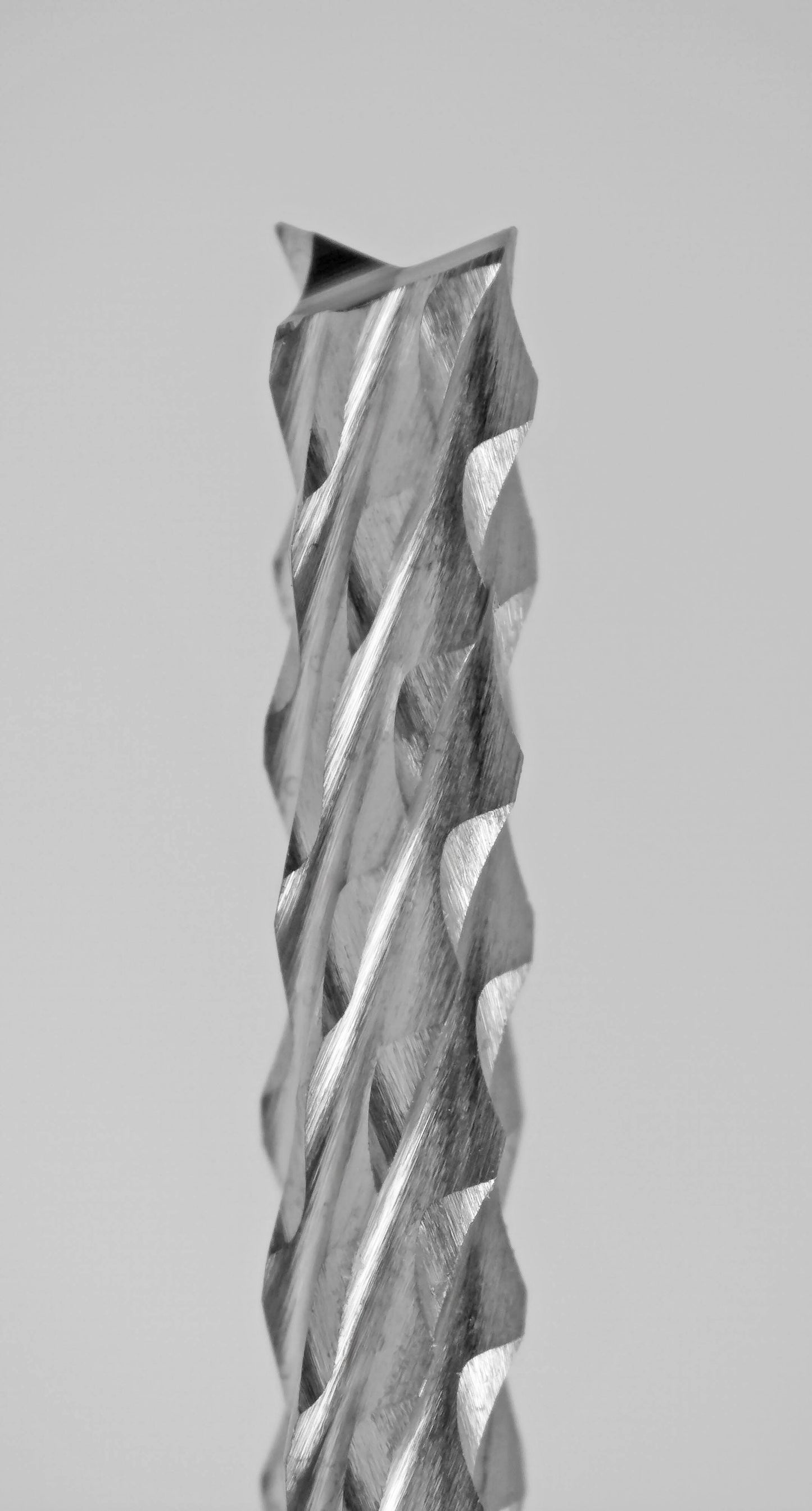 .050″ Diamond Pattern Carbide Router – .315″ LOC – Fish Tail Tip R122